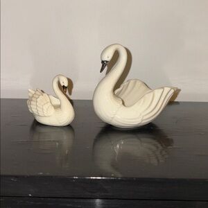 (PRICE FOR ONE ) Lenox Swan Figurines